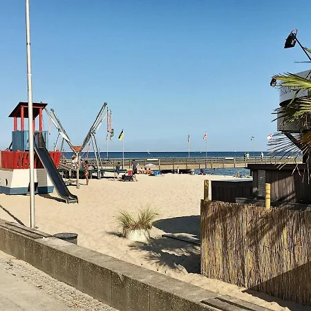 8 Person Holiday Home In Grossenbrode * Großenbrode